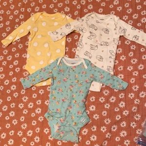 (Bundle of 3) 0-3m Gerber Baby Short Sleeved Onesie Bodysuits